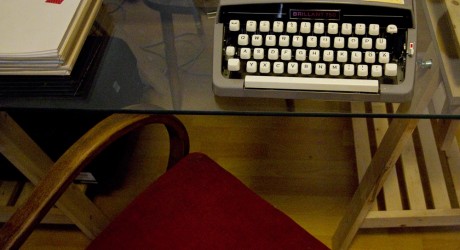 Dialoguebooks.typewriter